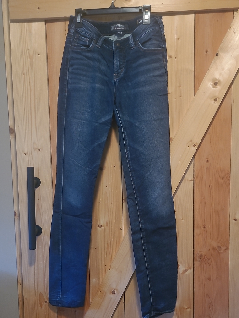 Aiko Silver Skinny Joga Jeans in Dark Blue Wash